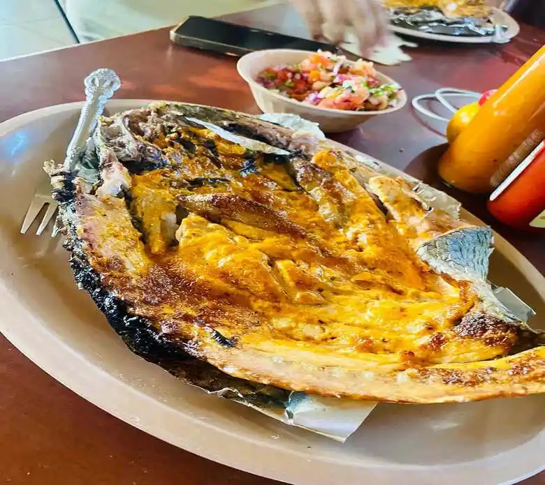 Pescado al horno con aderezo
