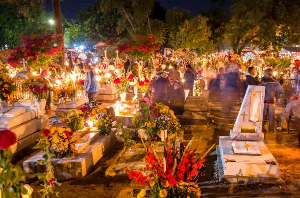 Celebración Xandú en el panteón de Juchitán